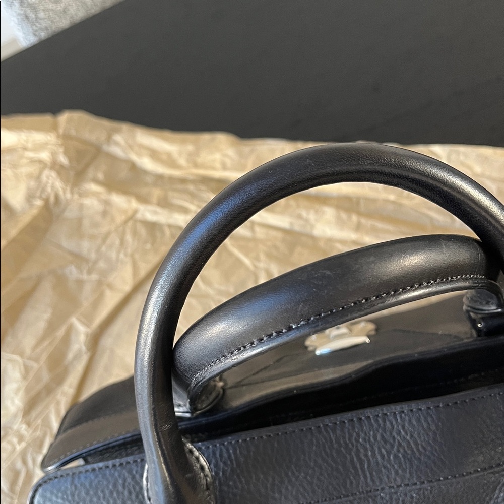 Lauren Ralph Lauren Handbag - Picture 9 of 14